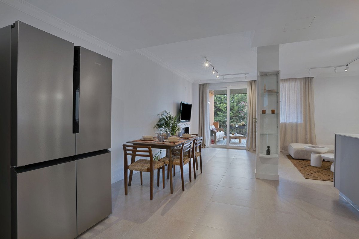 2 Bed Middle Floor Apartment in El Paraiso