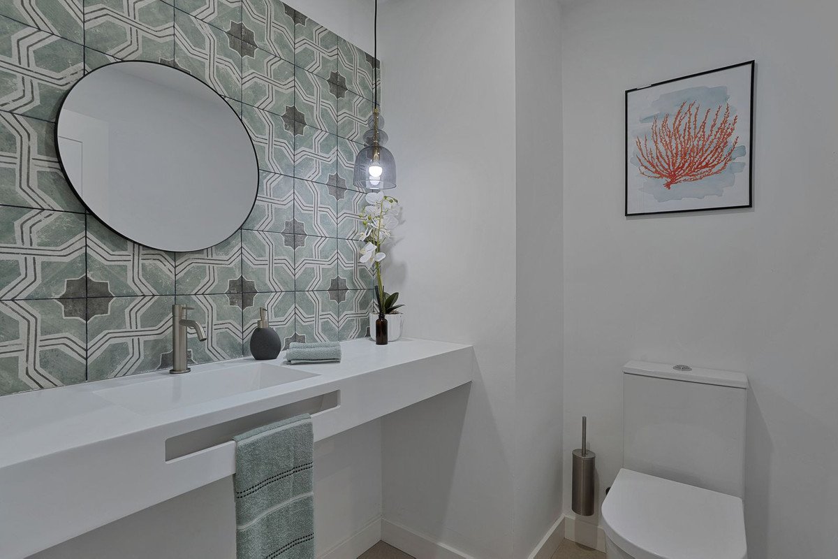 2 Bed Middle Floor Apartment in El Paraiso