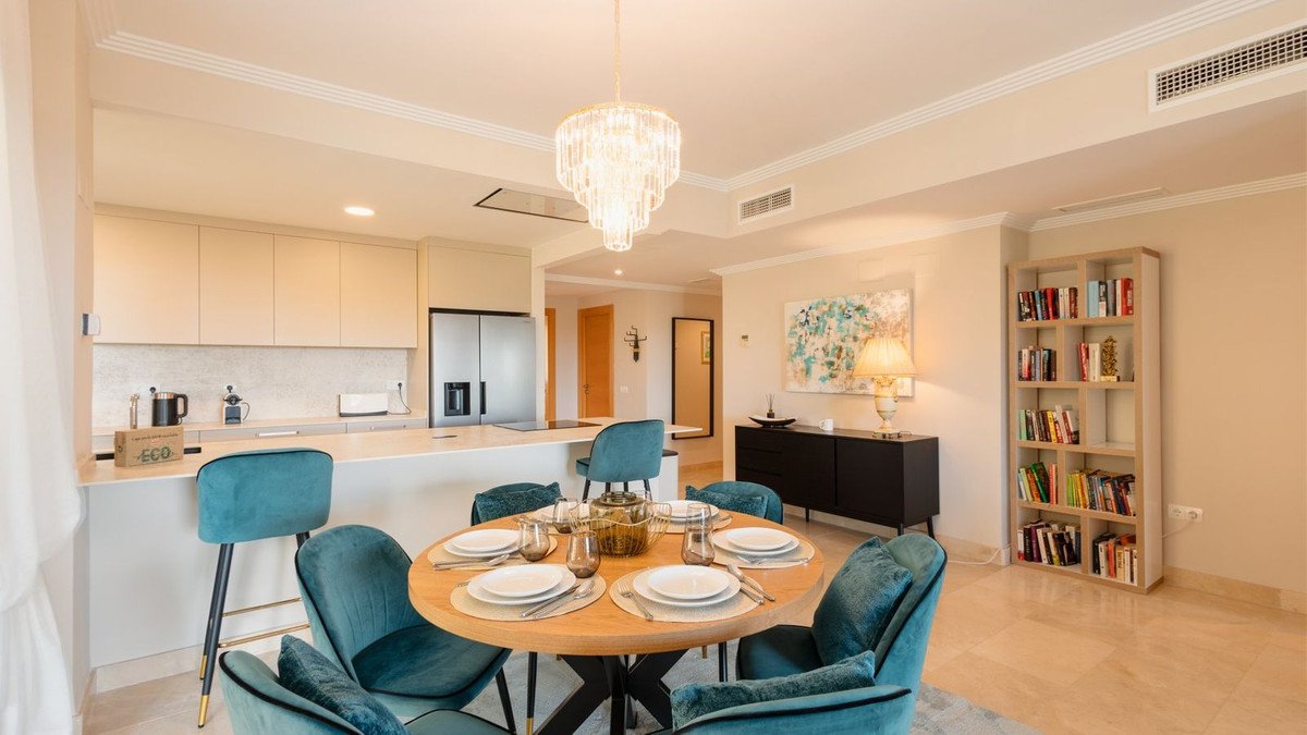 3 Bed Ground Floor Apartment in Benahavís