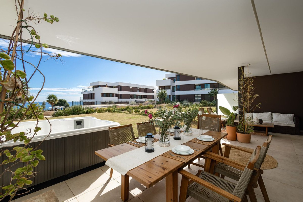 2 Bed Ground Floor Apartment in Casares