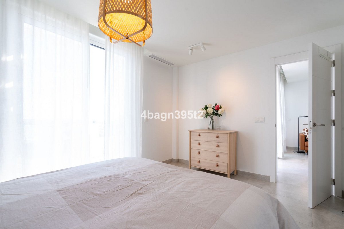 3 Bed Middle Floor Apartment in La Cala de Mijas