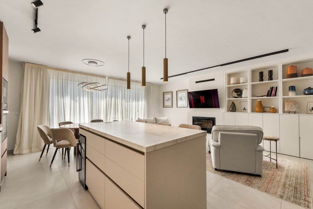 4 Bed Townhouse in Estepona
