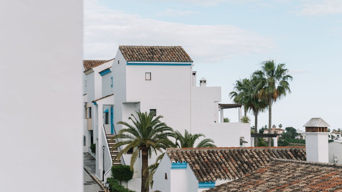 3 Bed Townhouse in Benahavís