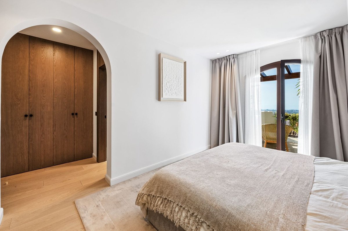 3 Bed Townhouse in Benahavís
