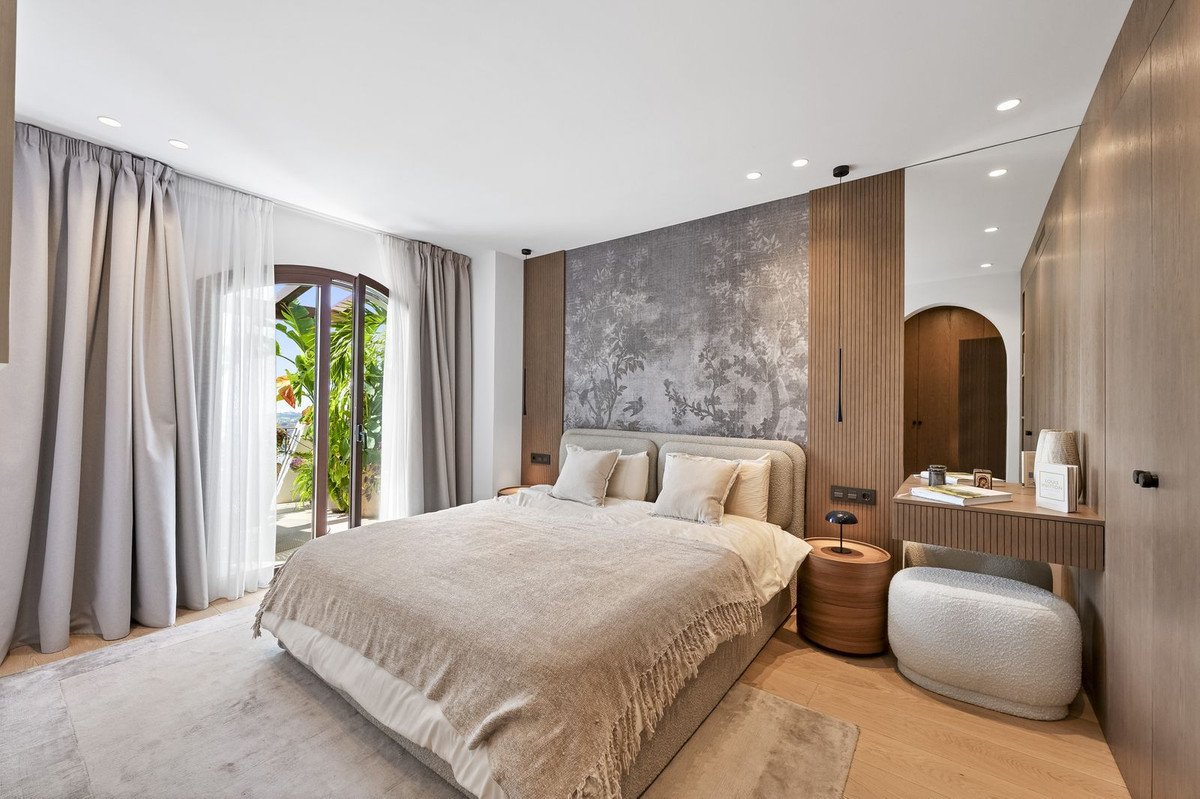 3 Bed Townhouse in Benahavís