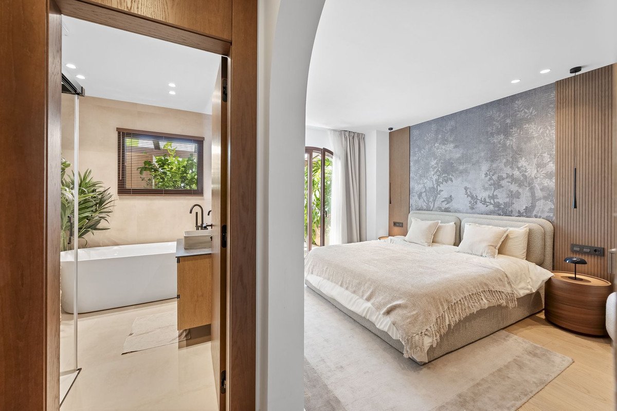 3 Bed Townhouse in Benahavís