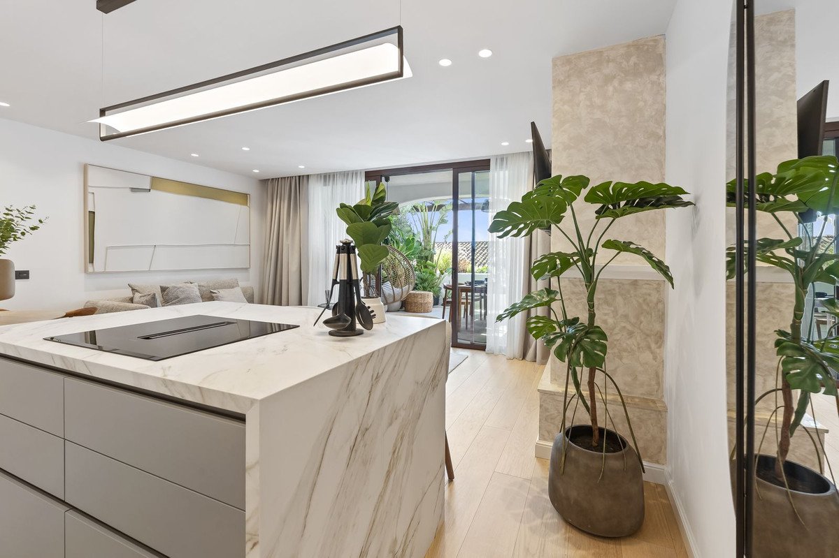 3 Bed Townhouse in Benahavís