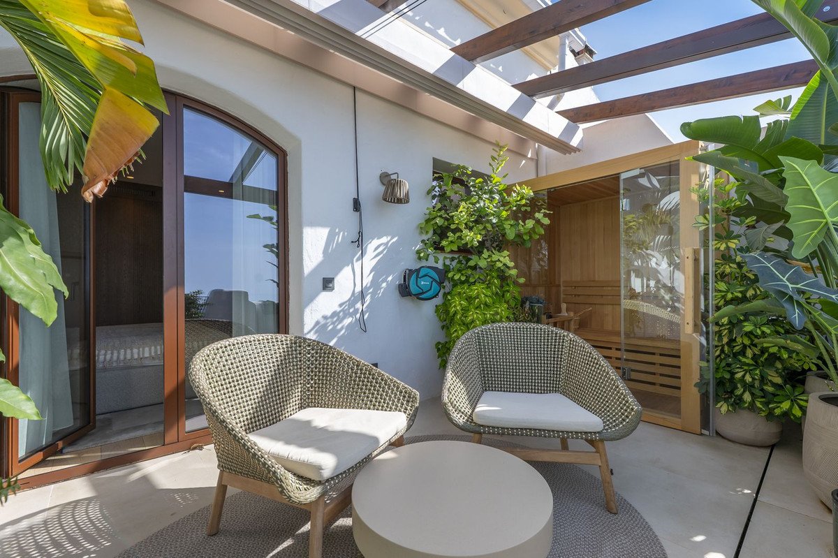3 Bed Townhouse in Benahavís