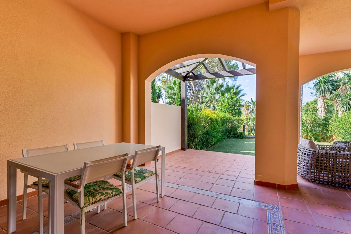 2 Bed Ground Floor Apartment in Puerto Banús