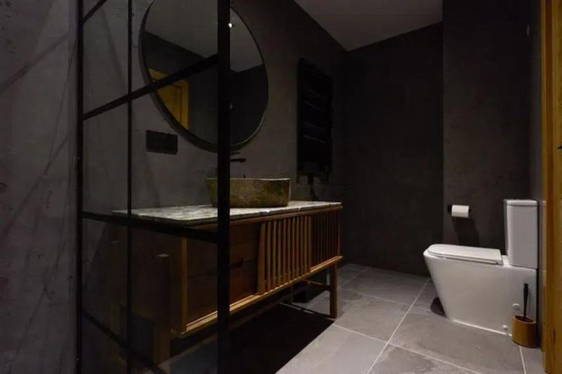 2 Bed Middle Floor Apartment in Puerto Banús
