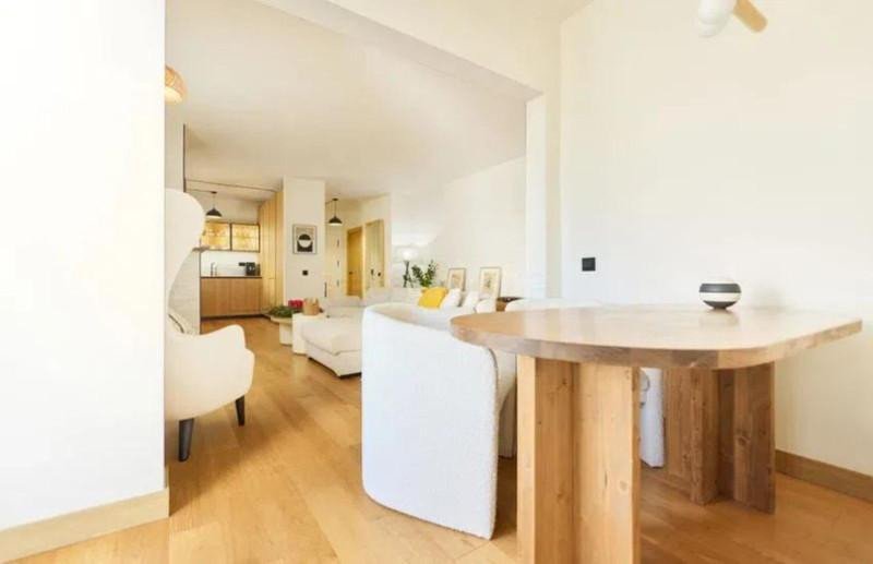 2 Bed Middle Floor Apartment in Puerto Banús