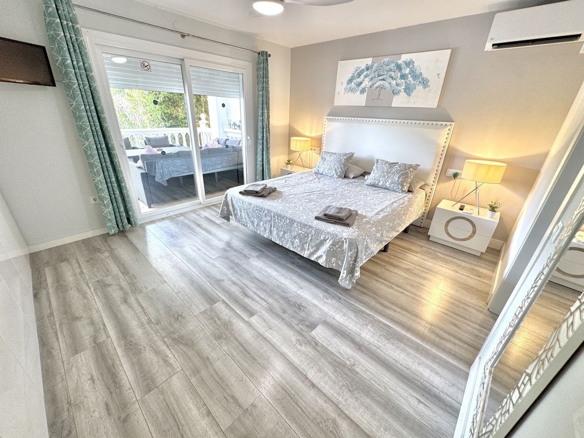 6 Bed Detached Villa in Sierrezuela