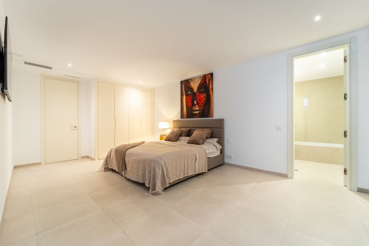6 Bed Detached Villa in La Cala Golf
