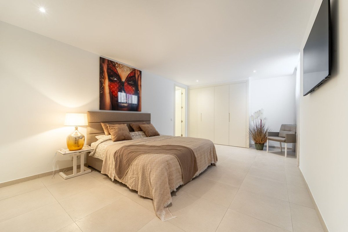 6 Bed Detached Villa in La Cala Golf