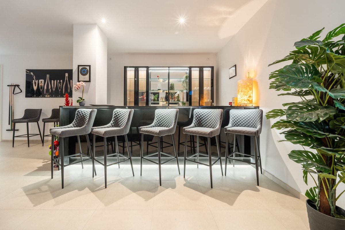 6 Bed Detached Villa in La Cala Golf