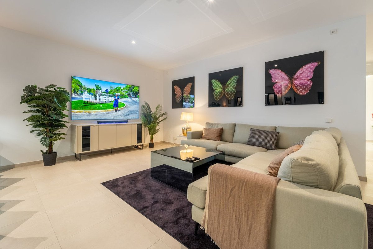 6 Bed Detached Villa in La Cala Golf