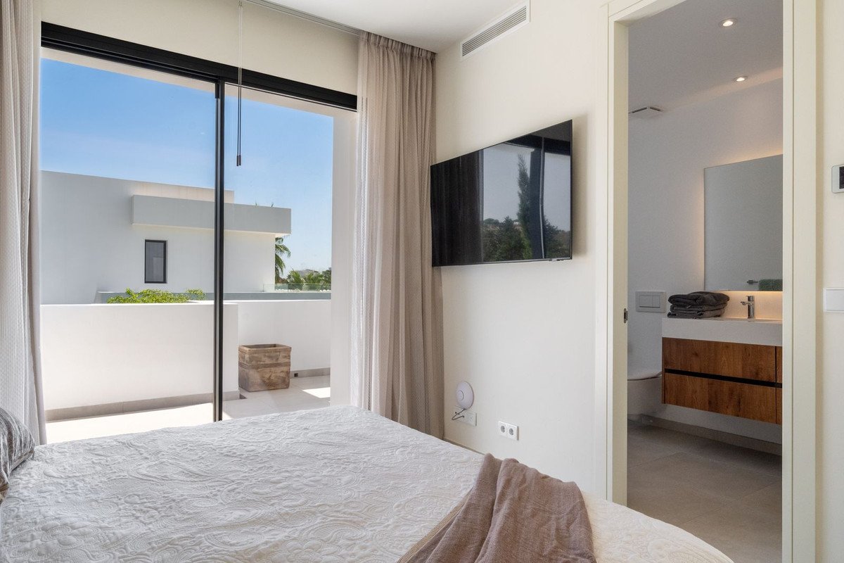 6 Bed Detached Villa in La Cala Golf