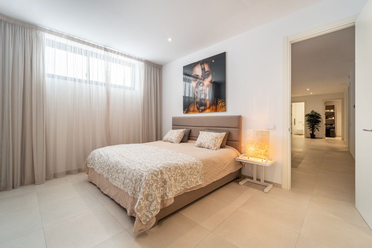 6 Bed Detached Villa in La Cala Golf