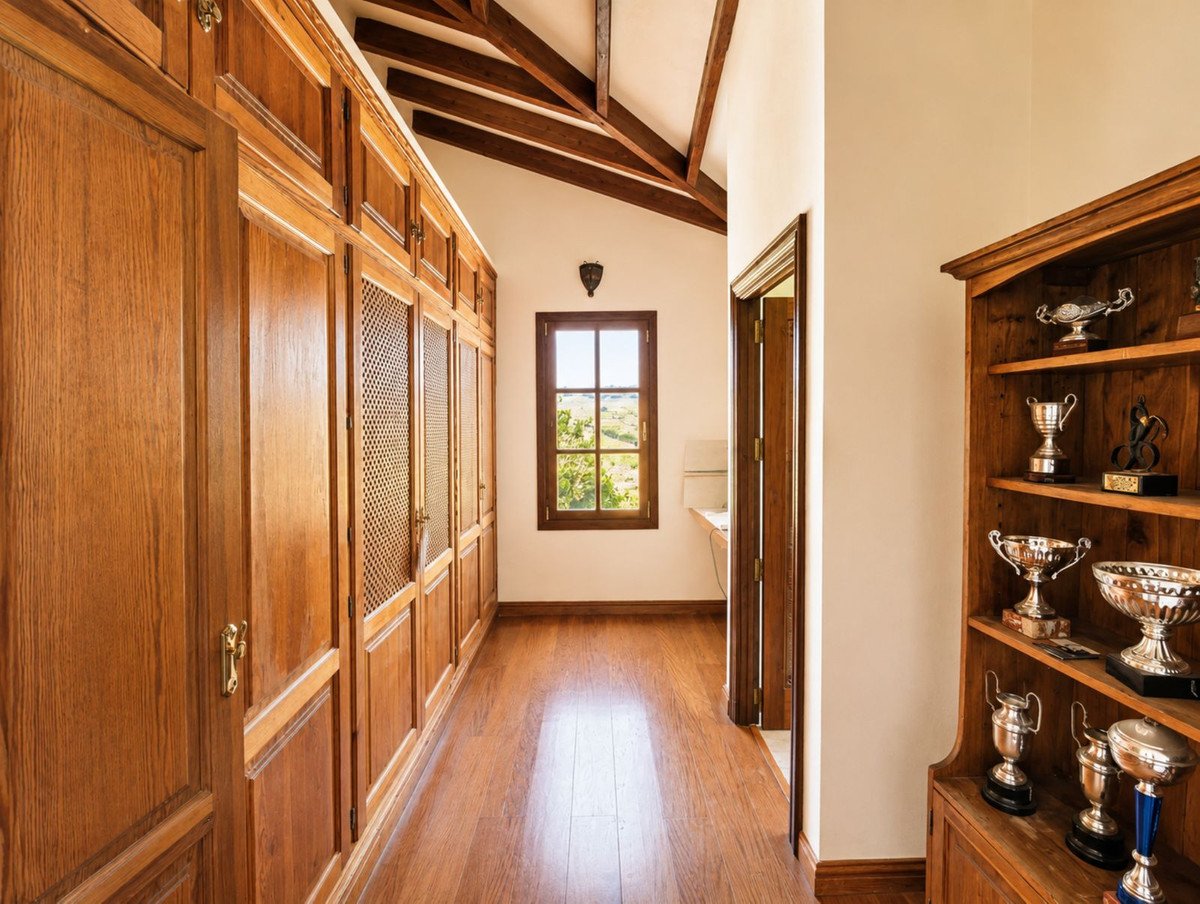 4 Bed Finca - Cortijo in Casares
