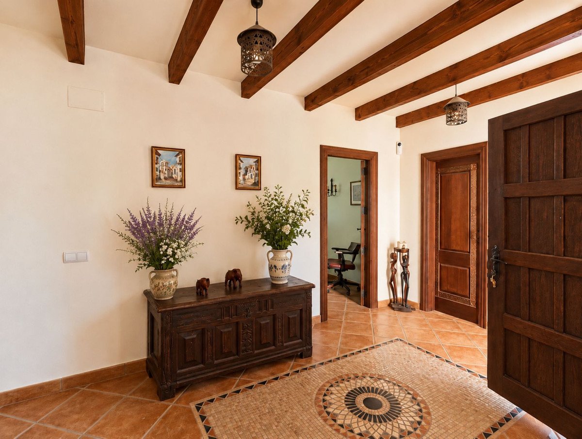 4 Bed Finca - Cortijo in Casares