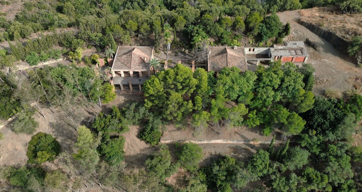 6 Bed Detached Villa in Istán