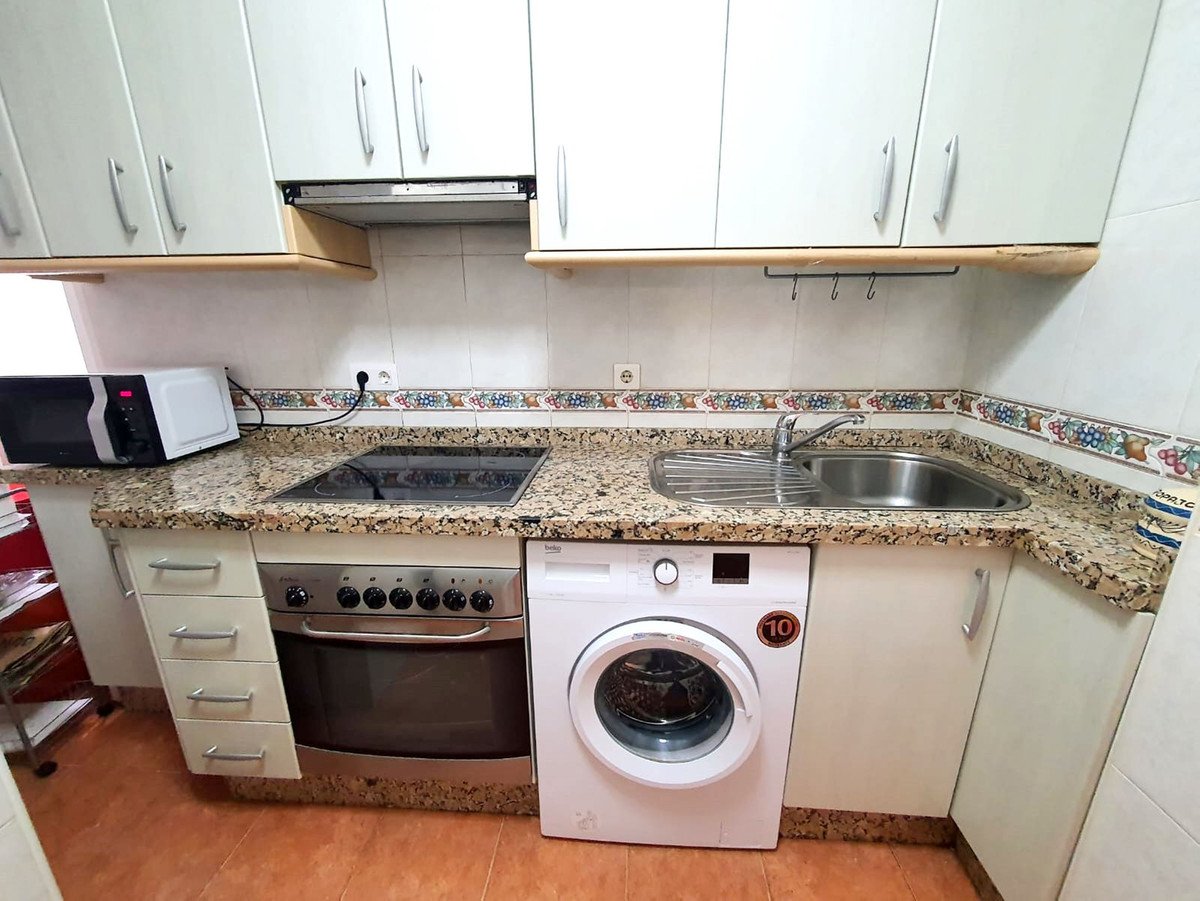 3 Bed Middle Floor Apartment in Fuengirola
