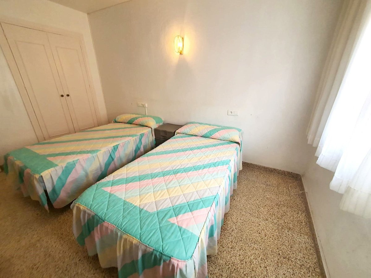 3 Bed Middle Floor Apartment in Fuengirola