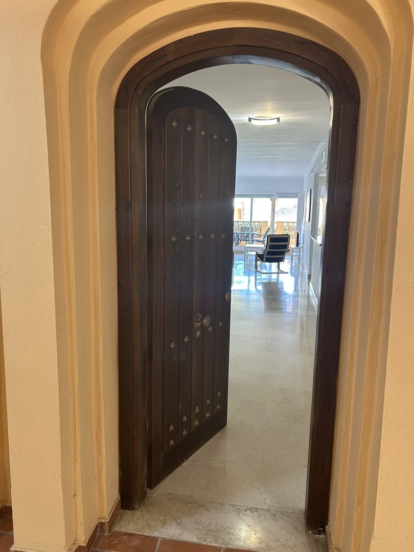 2 Bed Ground Floor Apartment in Elviria