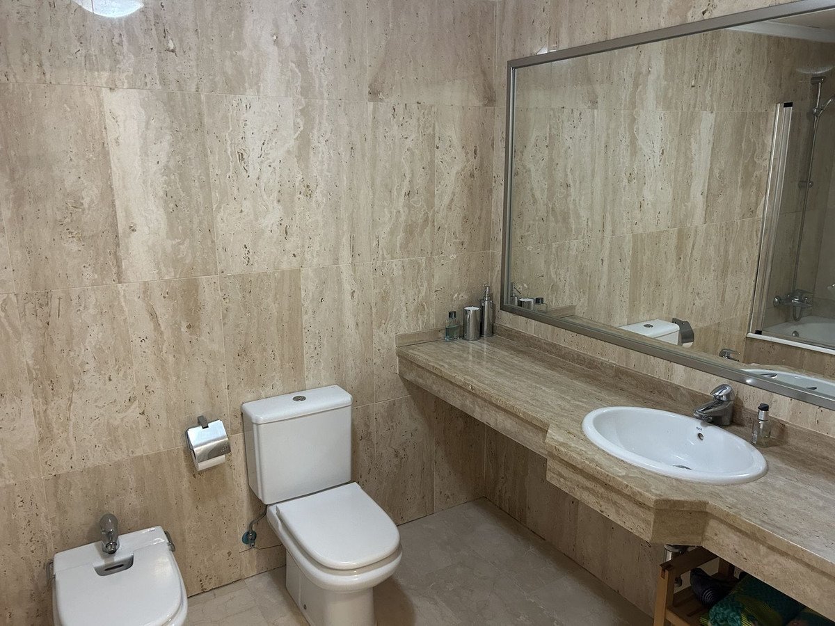 2 Bed Ground Floor Apartment in Elviria
