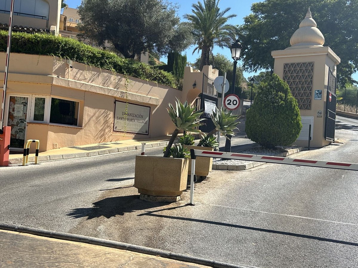 2 Bed Ground Floor Apartment in Elviria