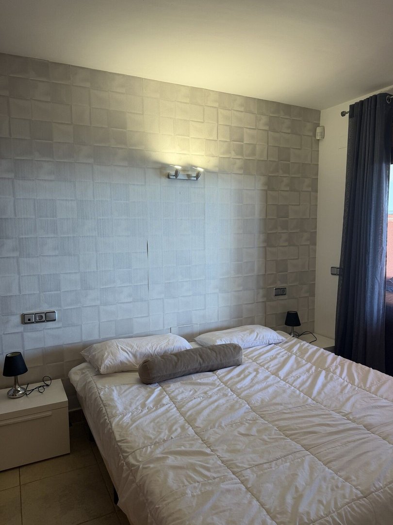 2 Bed Middle Floor Apartment in Higueron