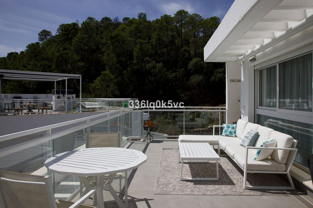 3 Bed Penthouse in Benahavís