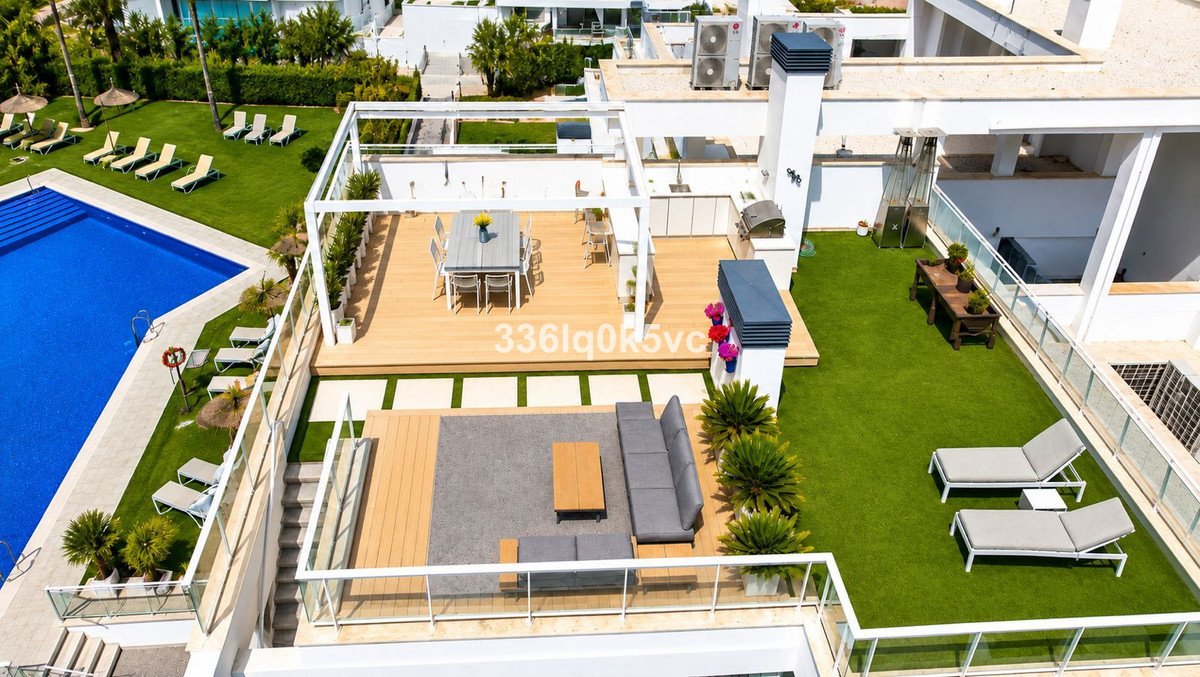 3 Bed Penthouse in Benahavís