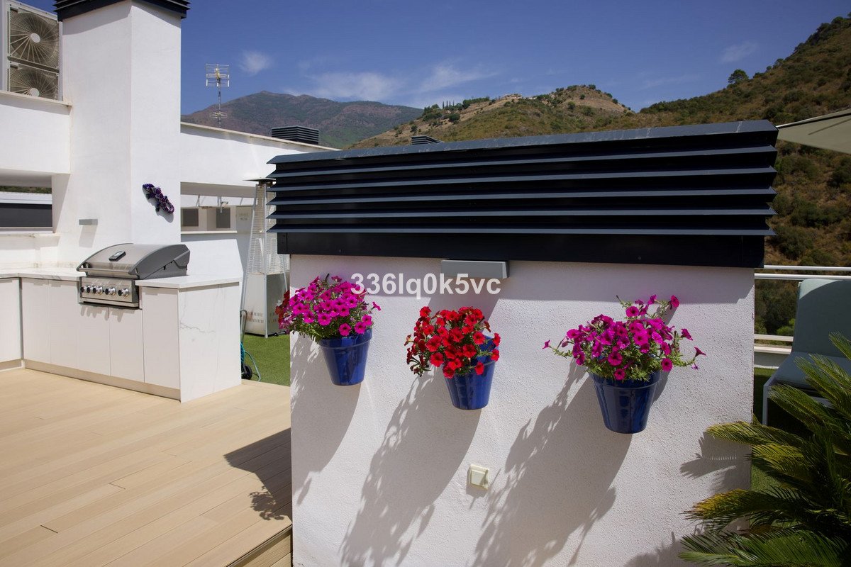 3 Bed Penthouse in Benahavís