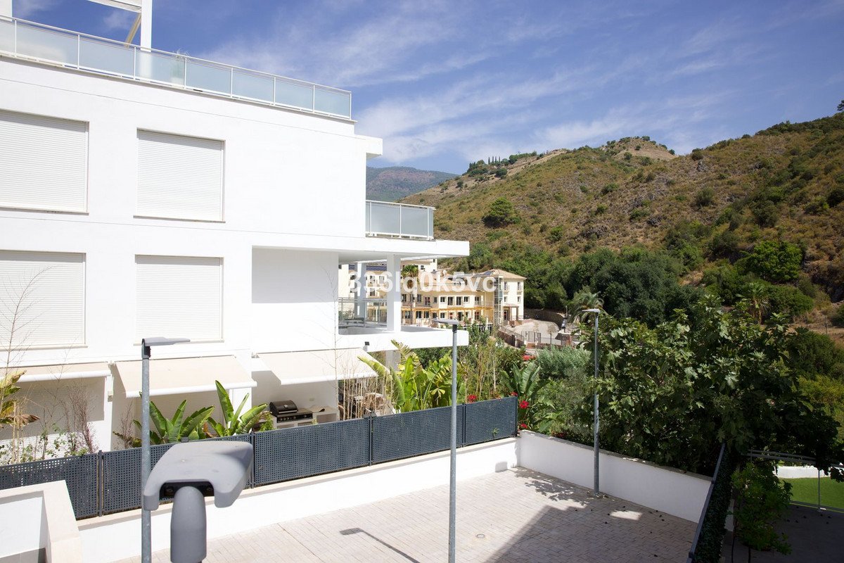3 Bed Penthouse in Benahavís