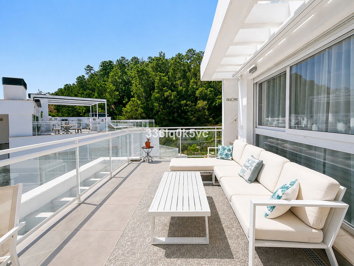 3 Bed Penthouse in Benahavís