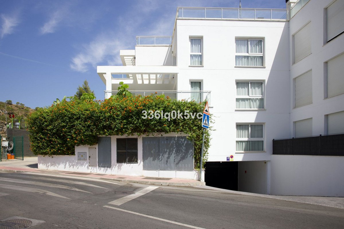 3 Bed Penthouse in Benahavís