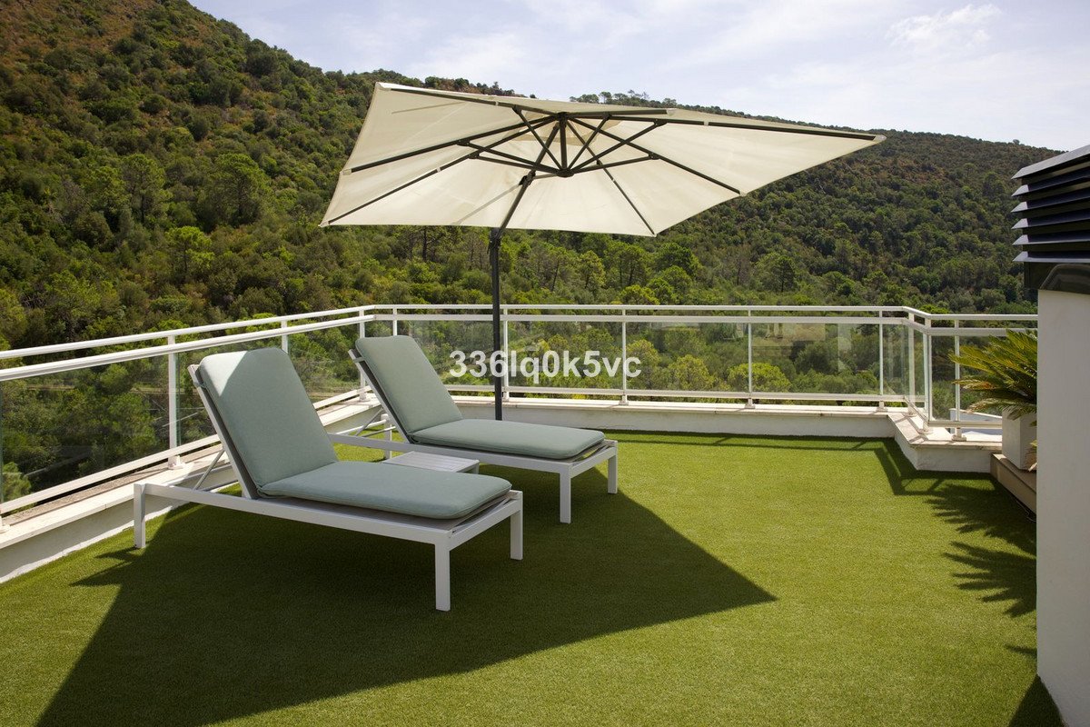 3 Bed Penthouse in Benahavís