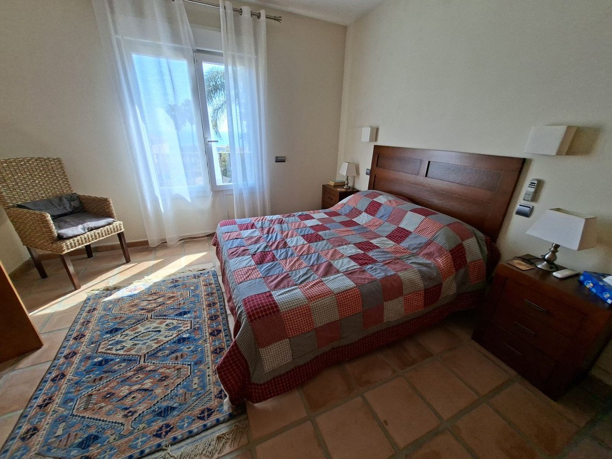 4 Bed Detached Villa in La Duquesa