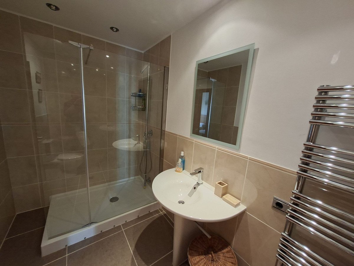 4 Bed Detached Villa in La Duquesa