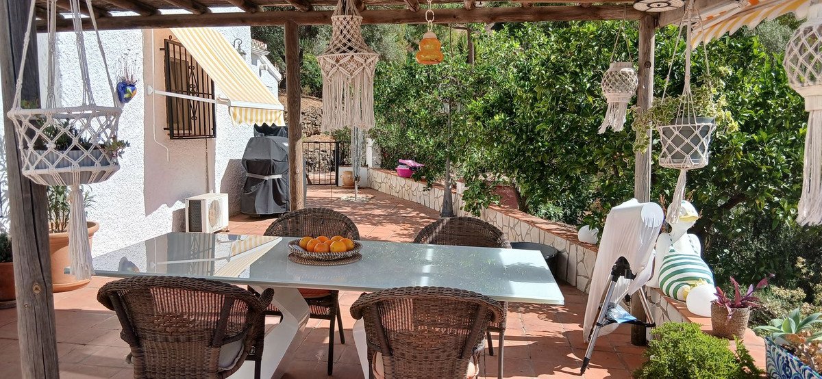 3 Bed Finca - Cortijo in Sayalonga