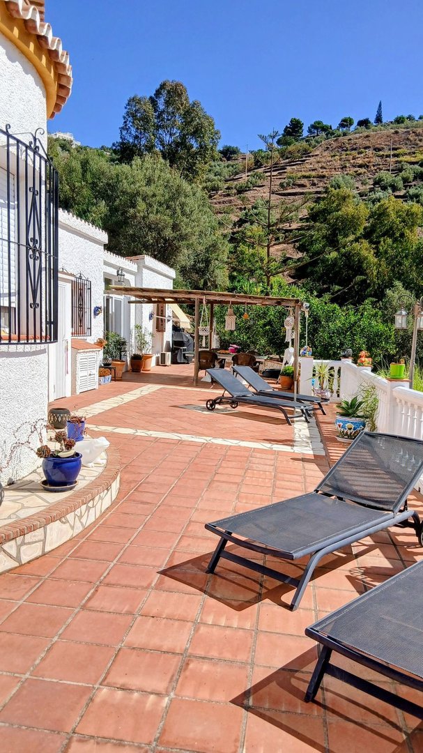 3 Bed Finca - Cortijo in Sayalonga