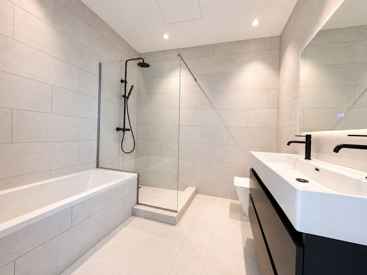 2 Bed Ground Floor Apartment in Los Flamingos
