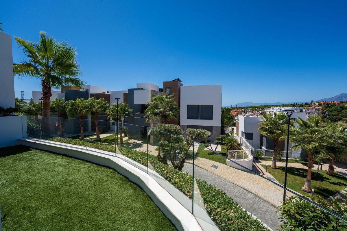 3 Bed Duplex in Cabopino