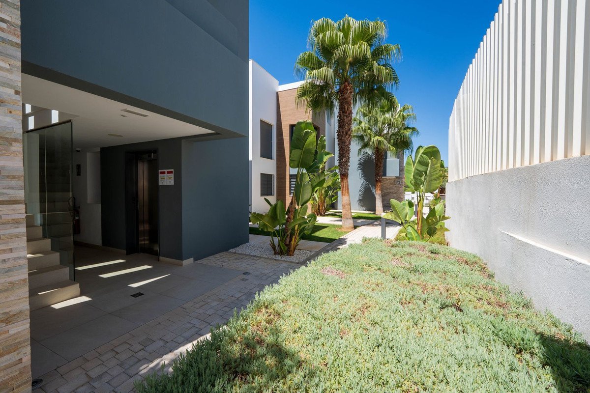 3 Bed Duplex in Cabopino