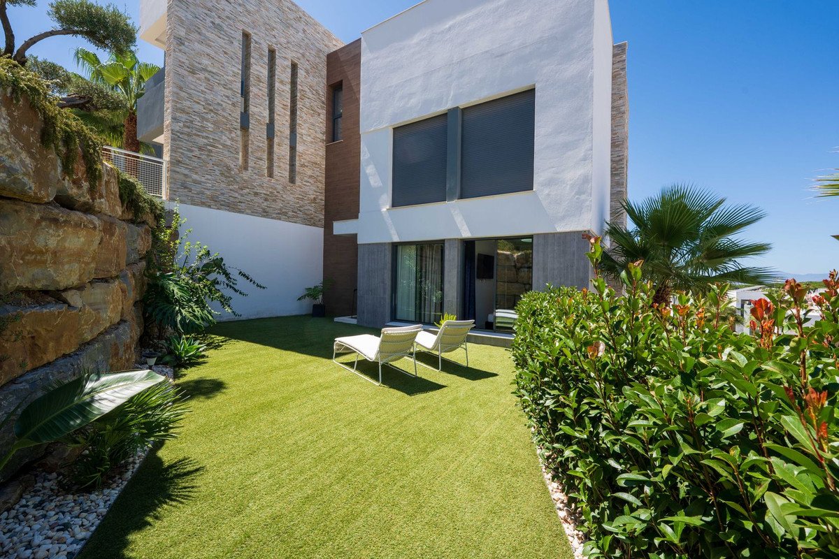 3 Bed Duplex in Cabopino