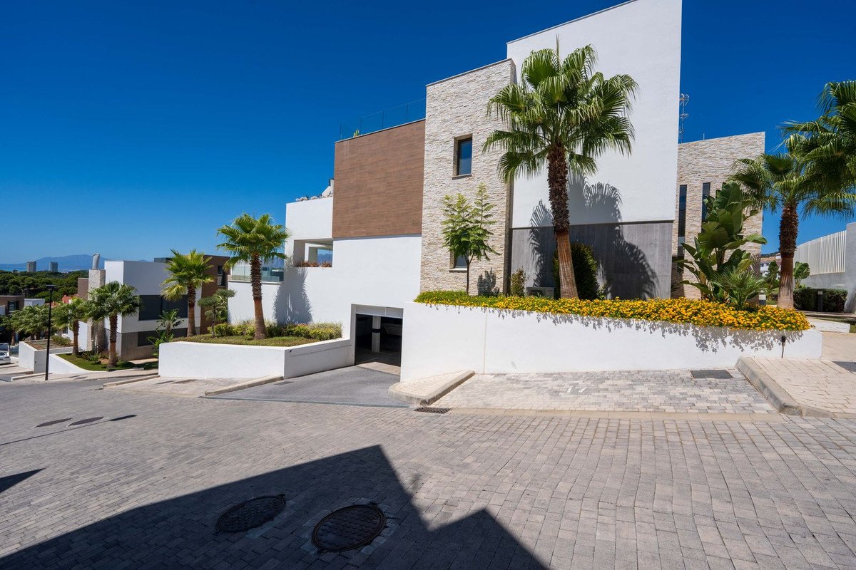 3 Bed Duplex in Cabopino