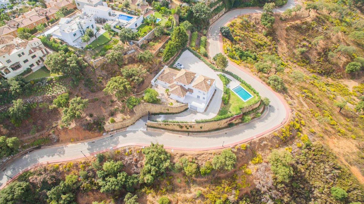 4 Bed Detached Villa in La Mairena