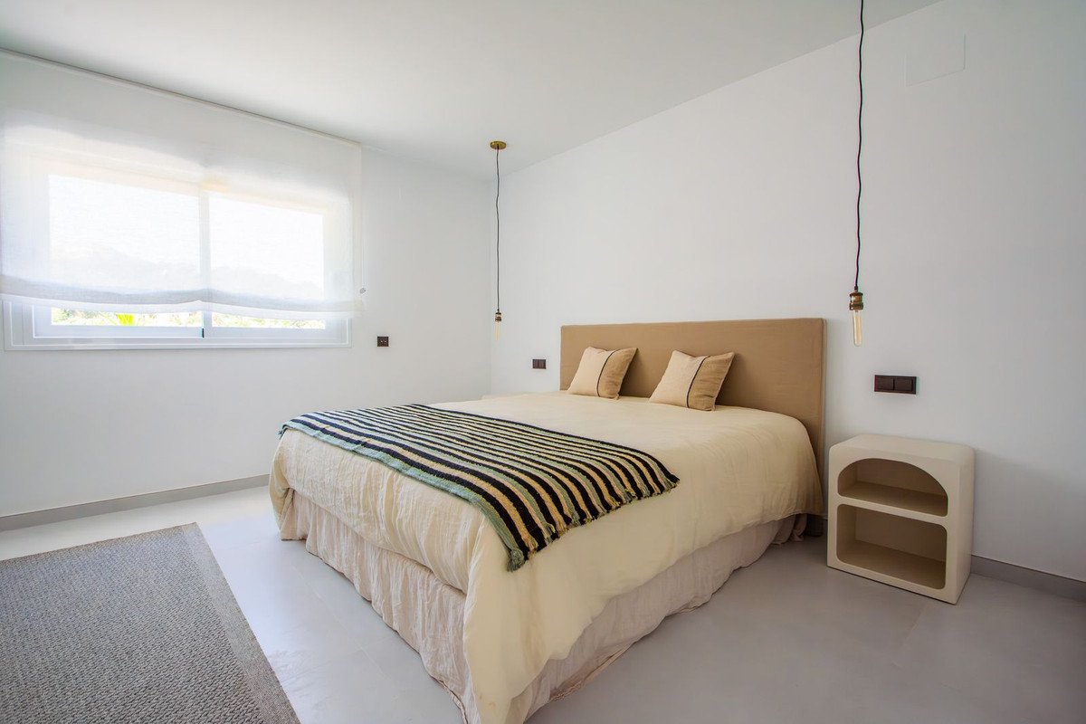 4 Bed Detached Villa in La Mairena