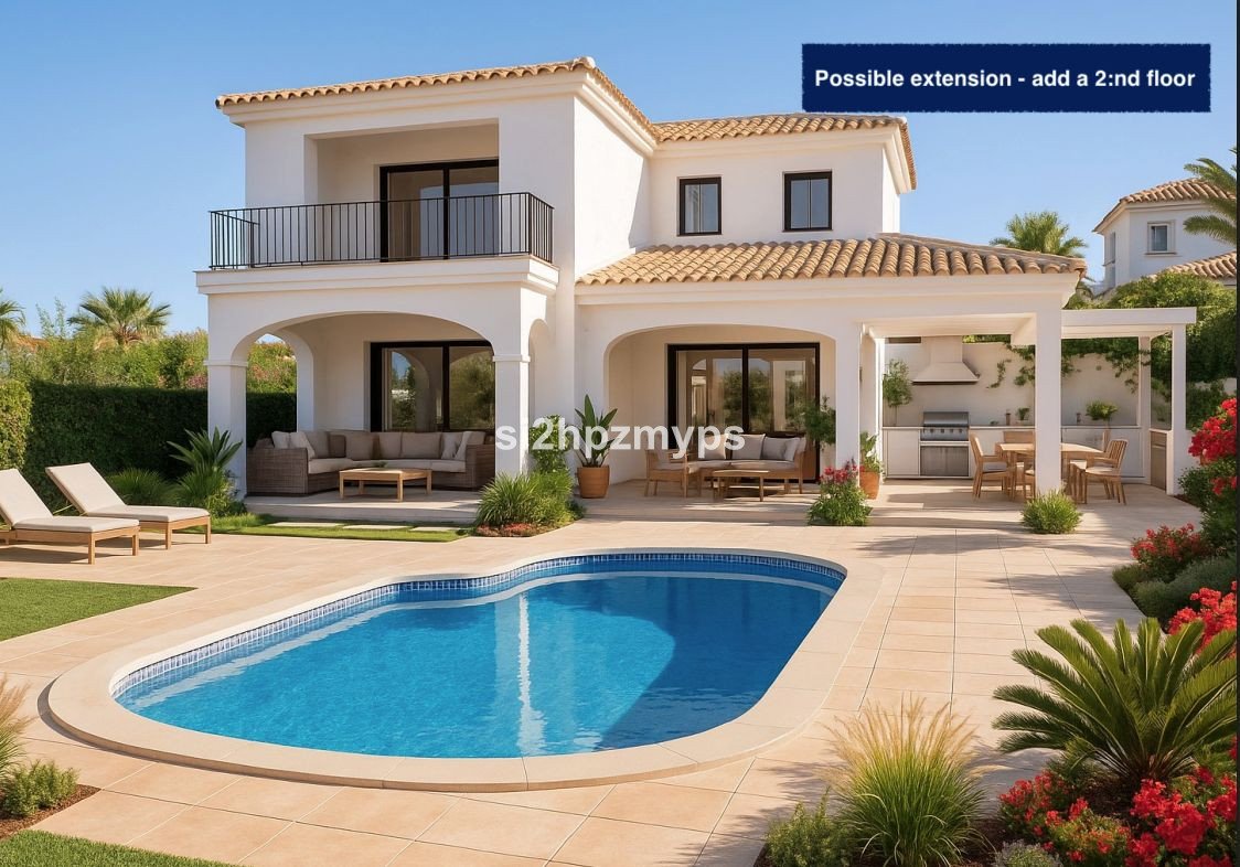 2 Bed Detached Villa in Nerja